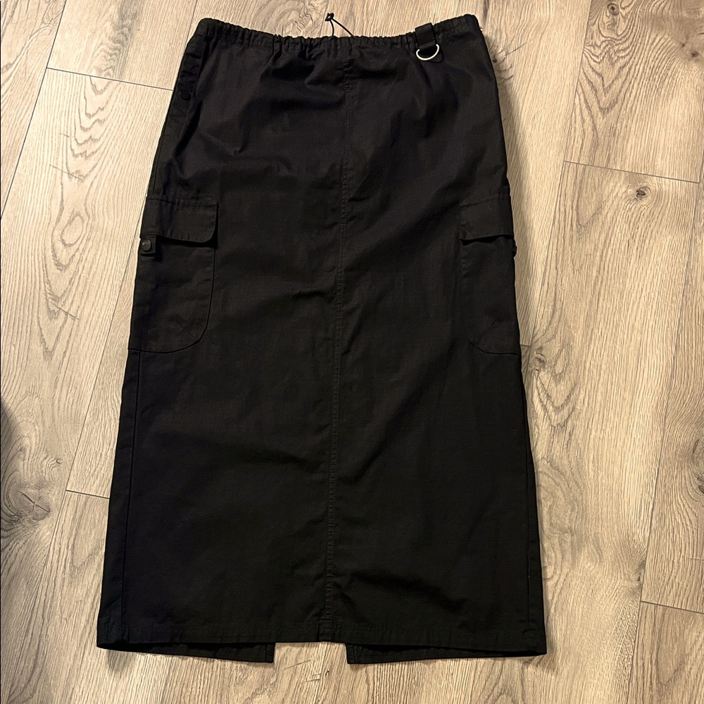 House of Harlow Cargo Skirt
